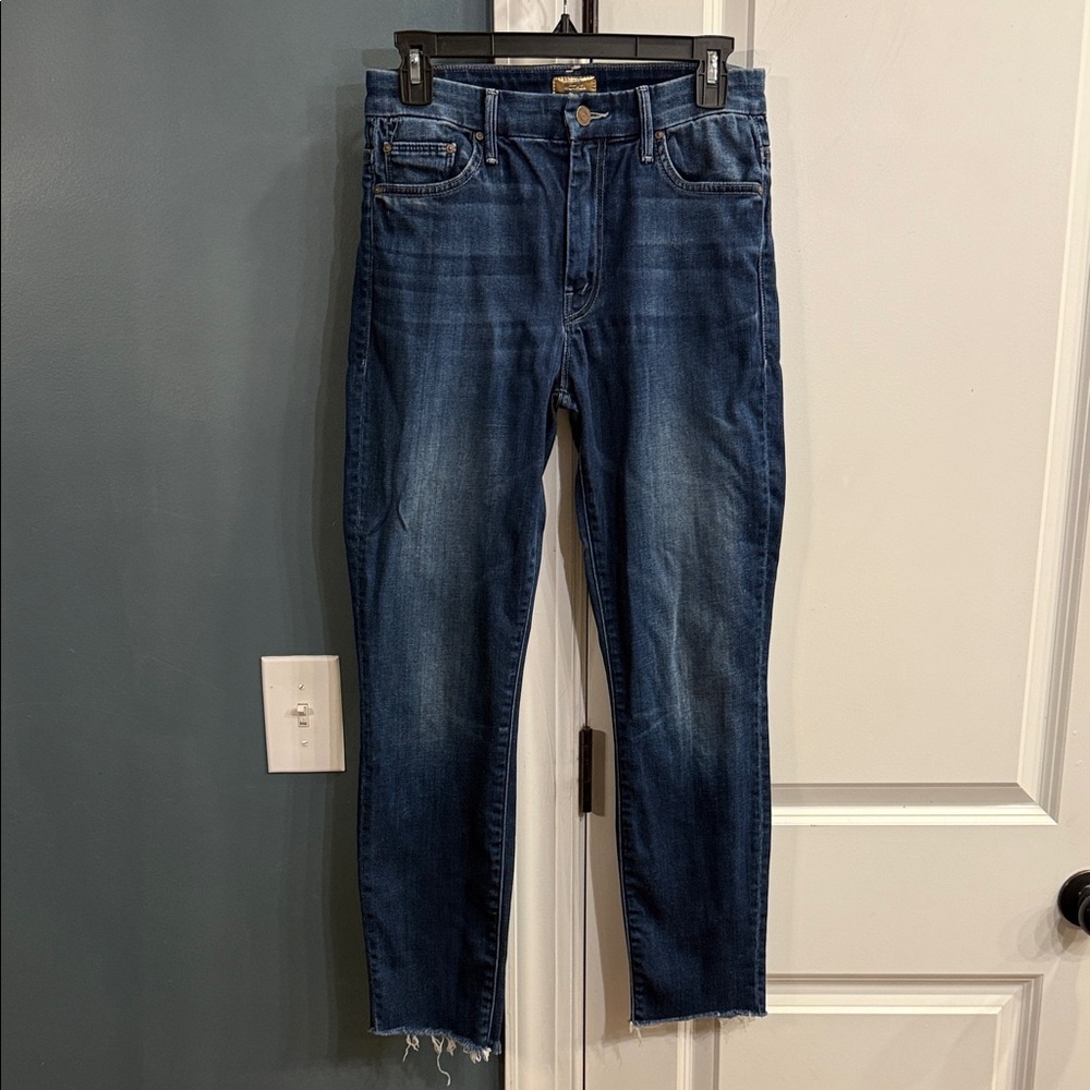 MOTHER High Waisted Looker 27x27